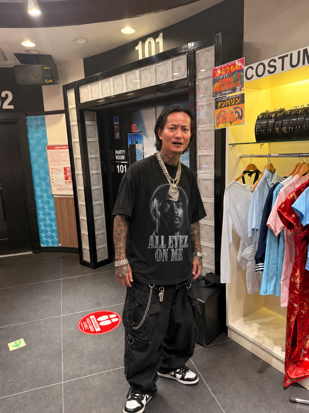 対応スタッフ